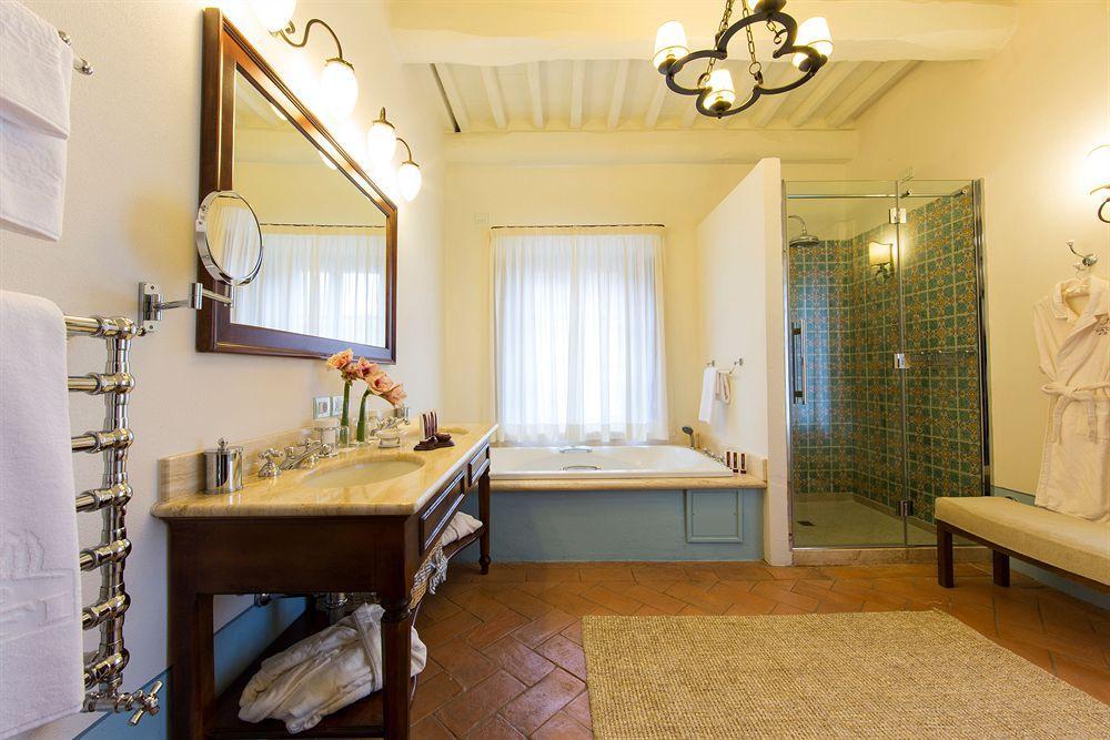 Hotel Castello Banfi - Il Borgo - Relais Et Chateaux