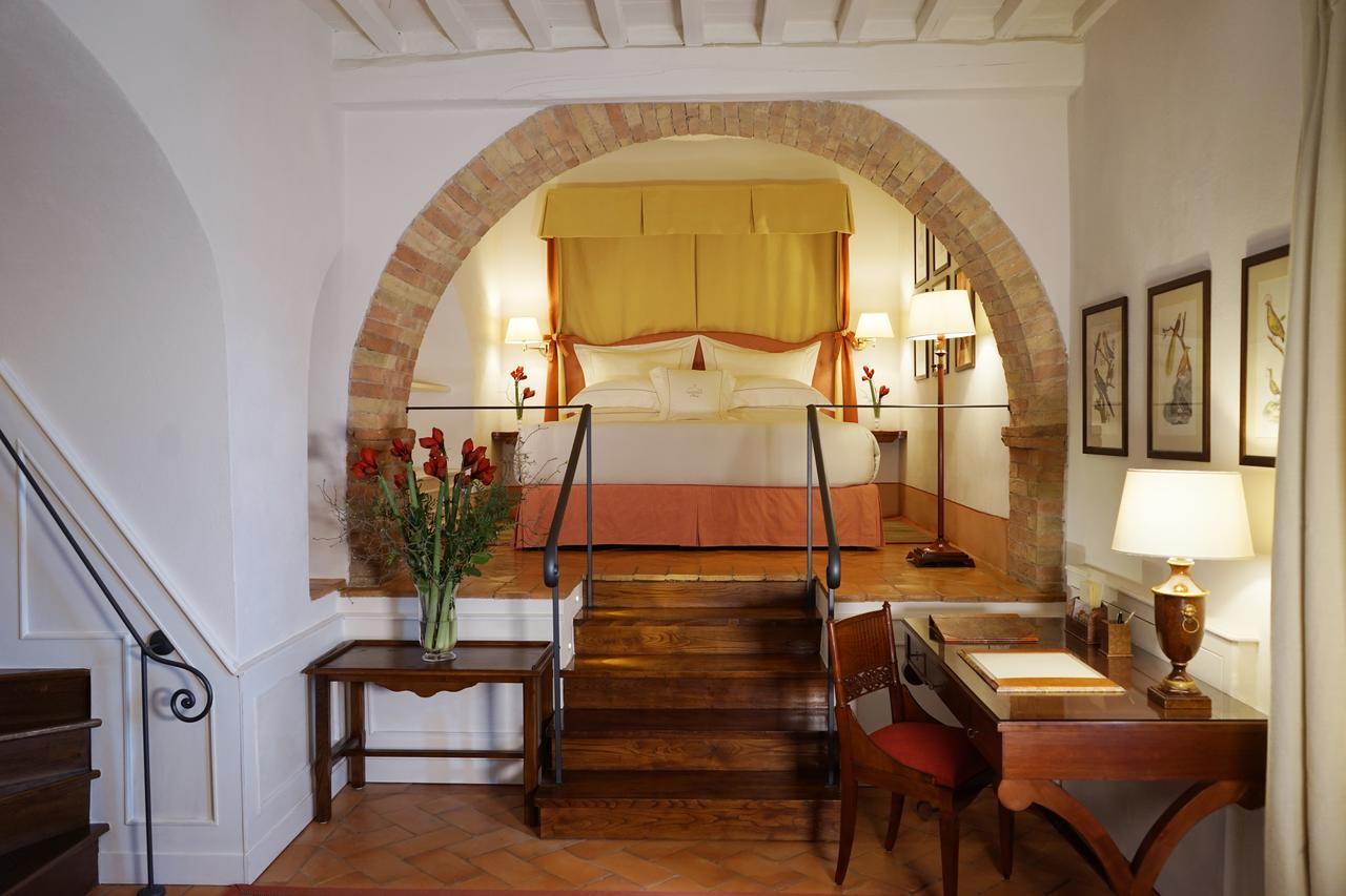 Castello Banfi - Il Borgo - Relais Et Chateaux Hotel