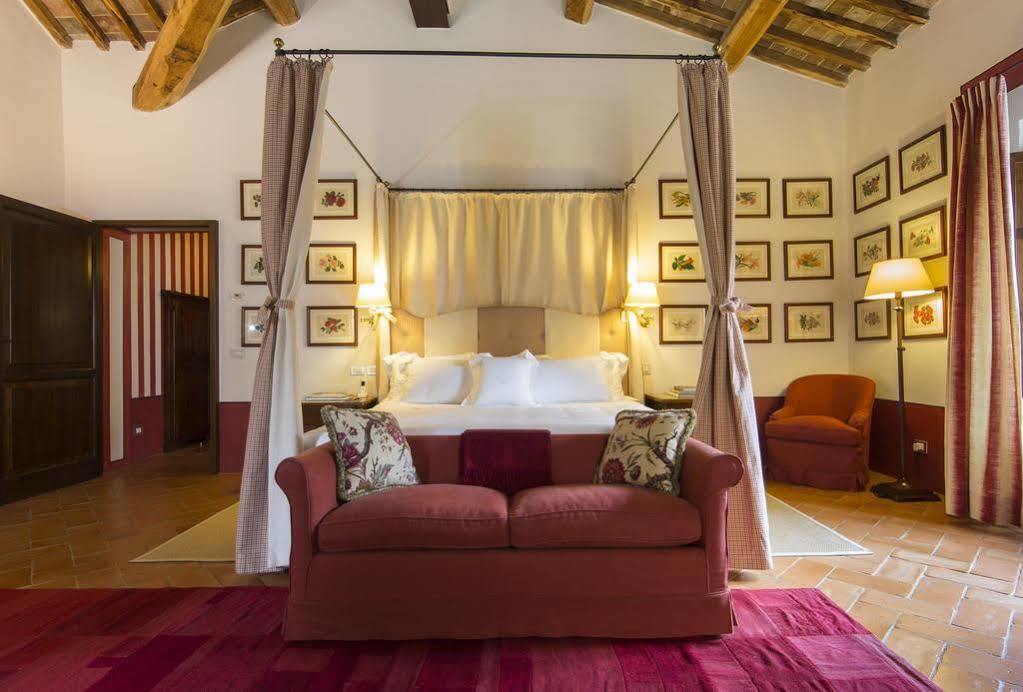 Hotel Castello Banfi - Il Borgo - Relais Et Chateaux 5*
