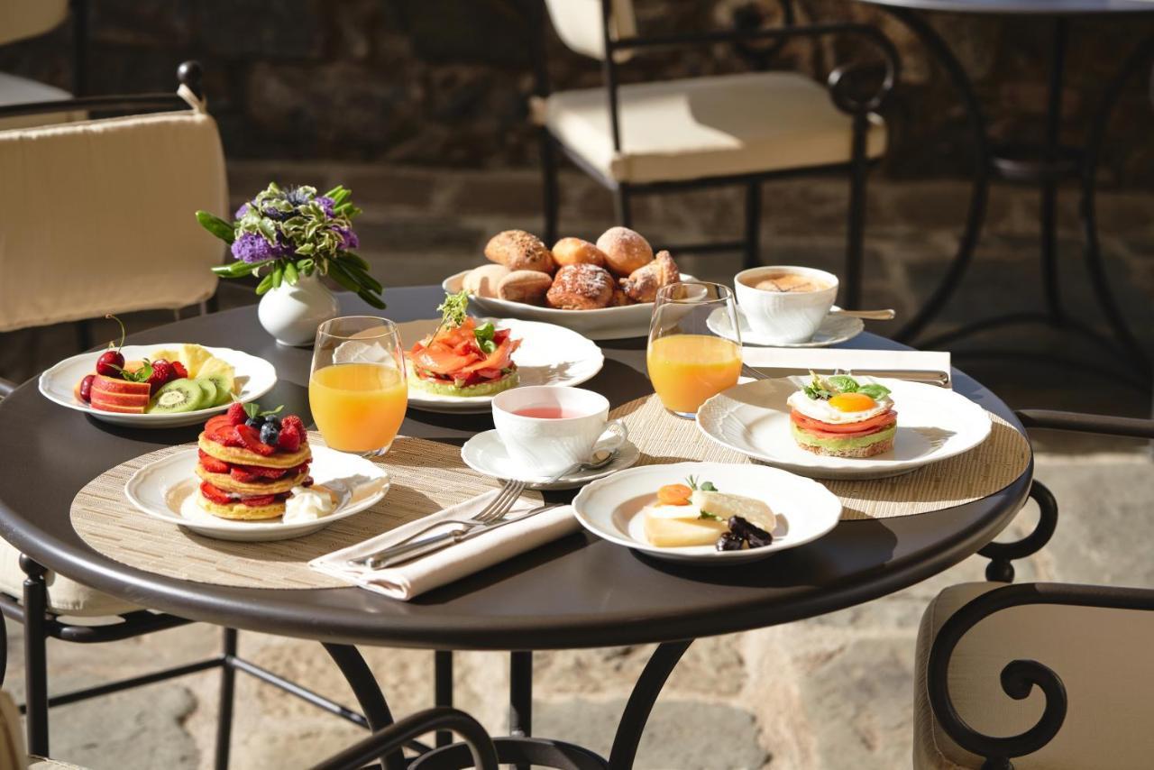 Castello Banfi - Il Borgo - Relais Et Chateaux Hotel