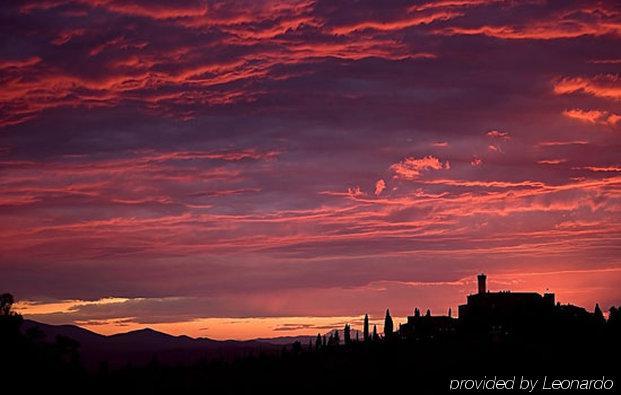 Castello Banfi - Il Borgo - Relais Et Chateaux Hotel