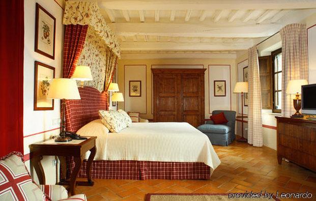 Castello Banfi - Il Borgo - Relais Et Chateaux Hotel