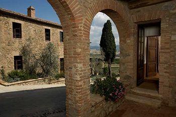 Hotel Castello Banfi - Il Borgo - Relais Et Chateaux Poggio alle Mura
