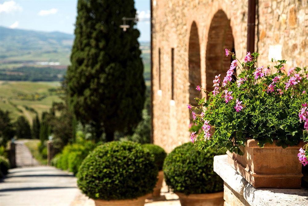 Hotel Castello Banfi - Il Borgo - Relais Et Chateaux