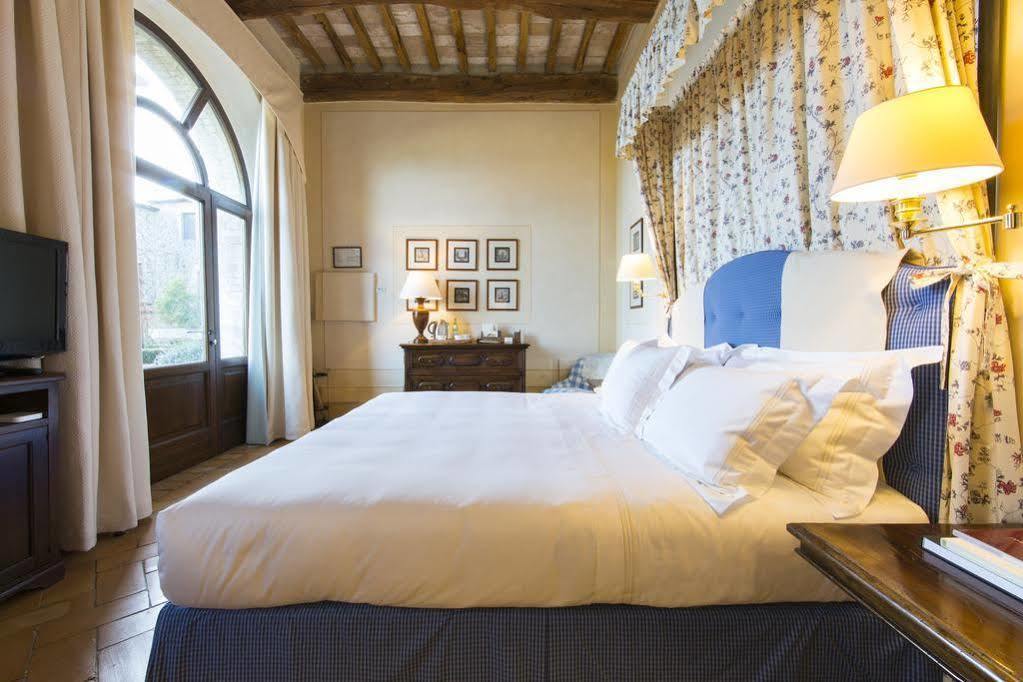 Hotel Castello Banfi - Il Borgo - Relais Et Chateaux Poggio alle Mura